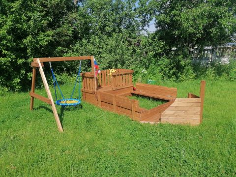 Песочница Лодочка с качелями и горкой