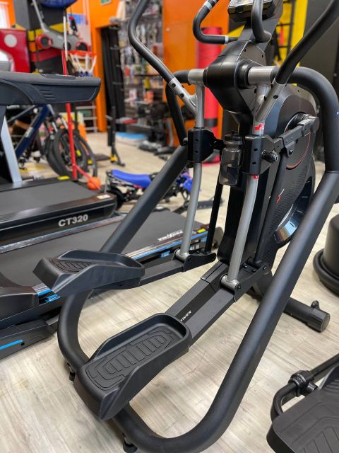 Эллиптический тренажер CardioPower X5
