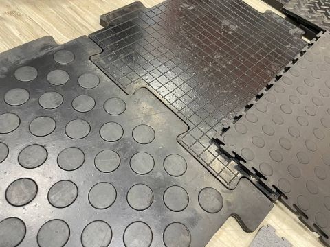 Резиновая плитка Спецпол Квадро 10 мм 500х500 мм
